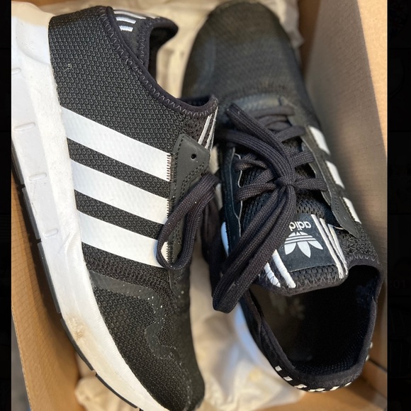 adidas Other - Adidas Swift Run X Black & White sneakers size 9.5